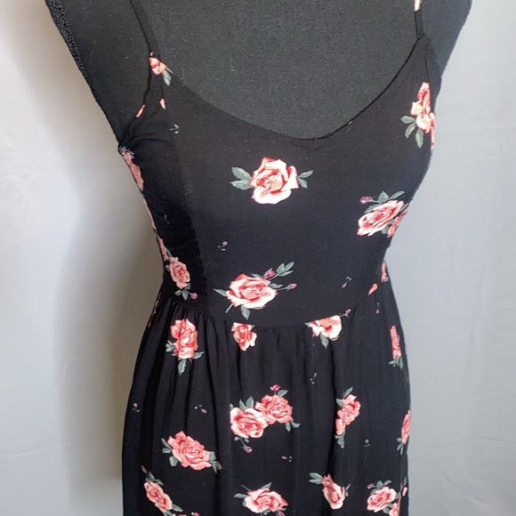 Divided (H&M) Black Floral Smocked Back Sundress Size XS - Picture 3 of 5